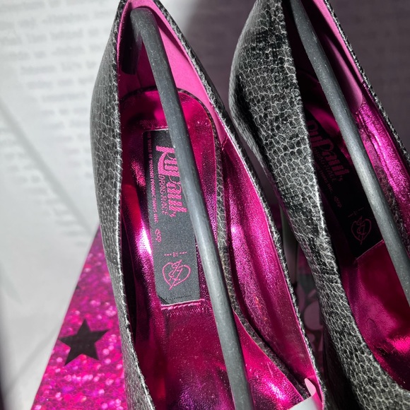 NIB RuPauls Drag Race for Iron Fist Snakeskin Peep Toe Heel | Gradient Heels - Picture 7 of 15